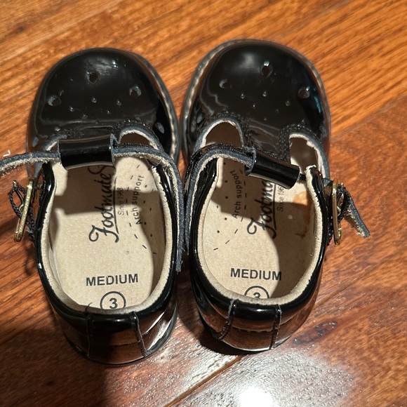 FootMates Shiny Black Dress Shoes for Kids - Picture 5 of 5